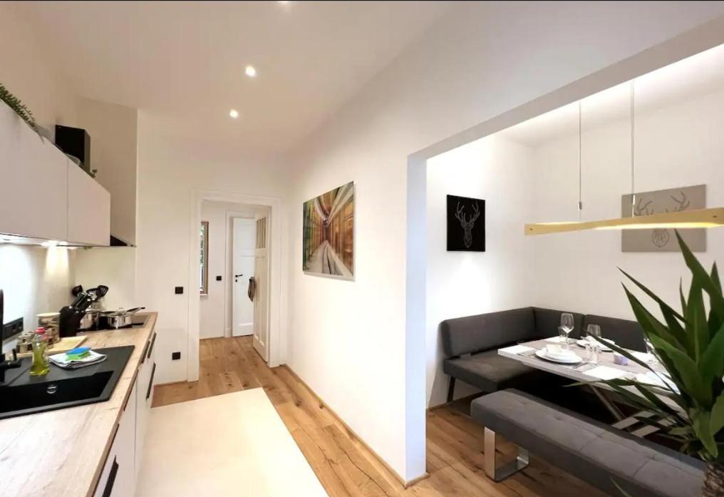 Soul-Apartment Balkon Privatparkplatz 2 Boxspringbetten 55Zoll Tv Wlan Leipzig Ngoại thất bức ảnh